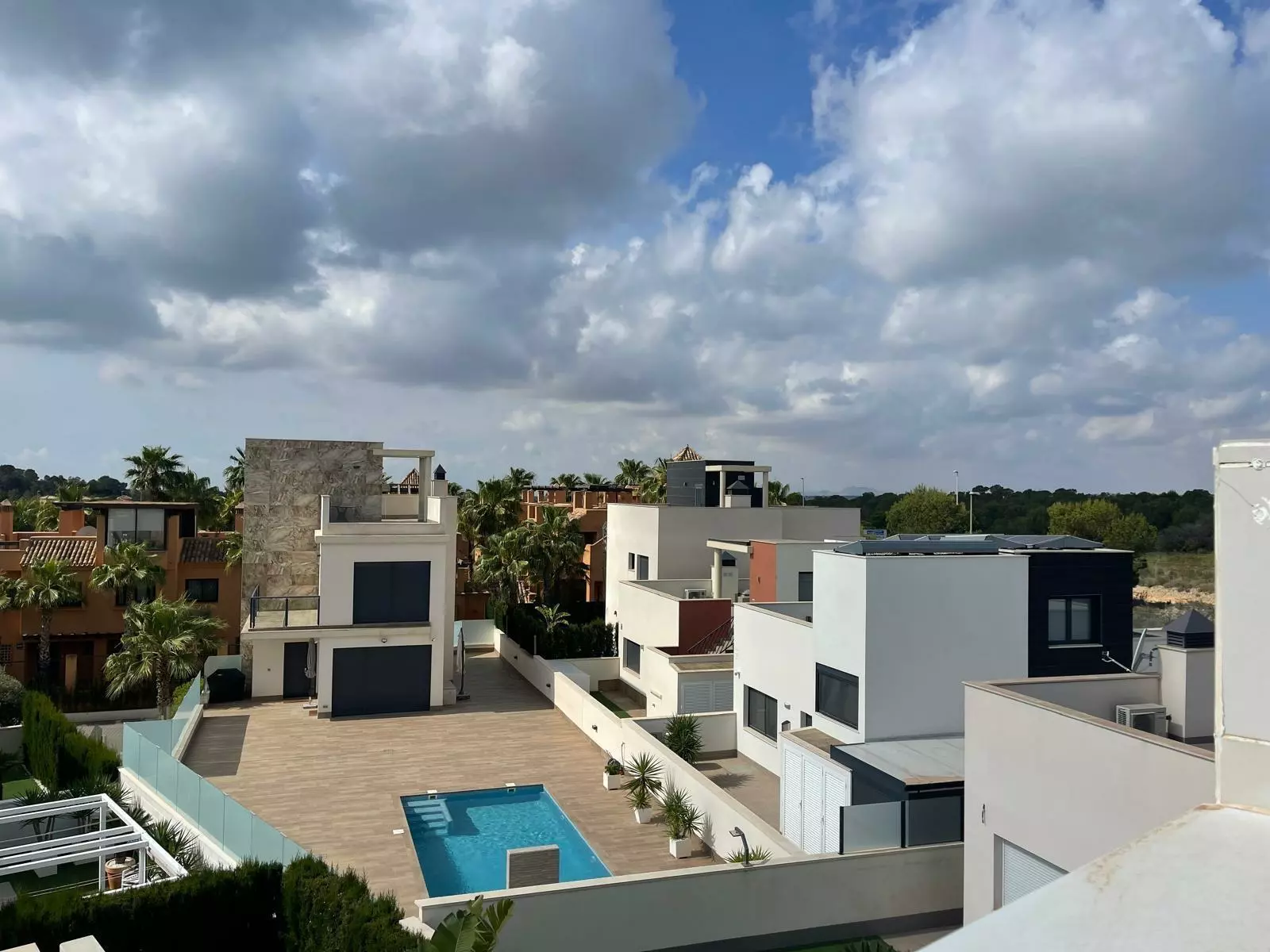 5-bedroom Villa In San Miguel De Salinas, Spain (316 M²)