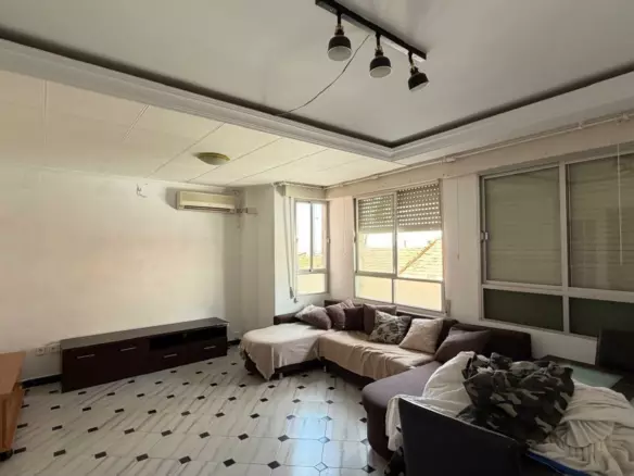 3-bedroom Apartment In Torrevieja, Spain (87 M²)