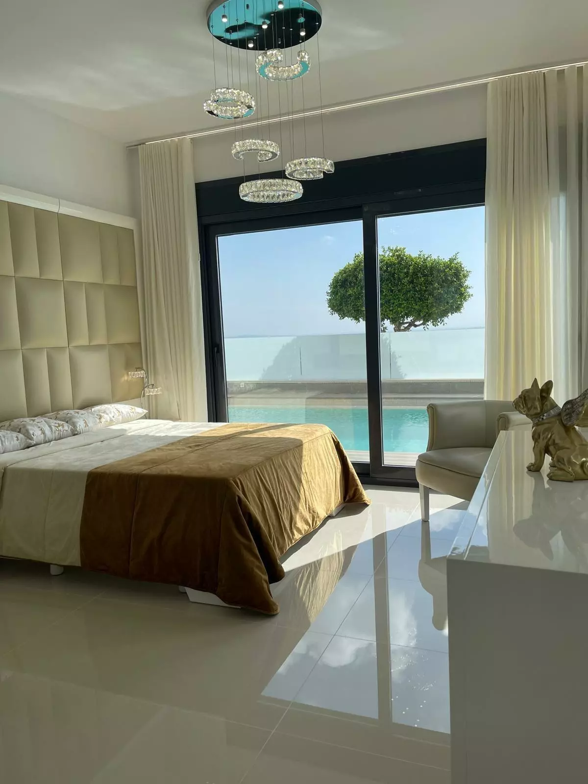 5-bedroom Villa In San Miguel De Salinas, Spain (316 M²)