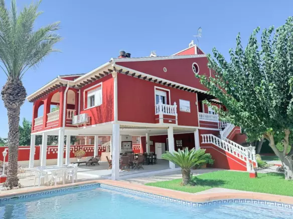 5-bedroom Villa In Pilar De La Horadada, Spain (280 M²)