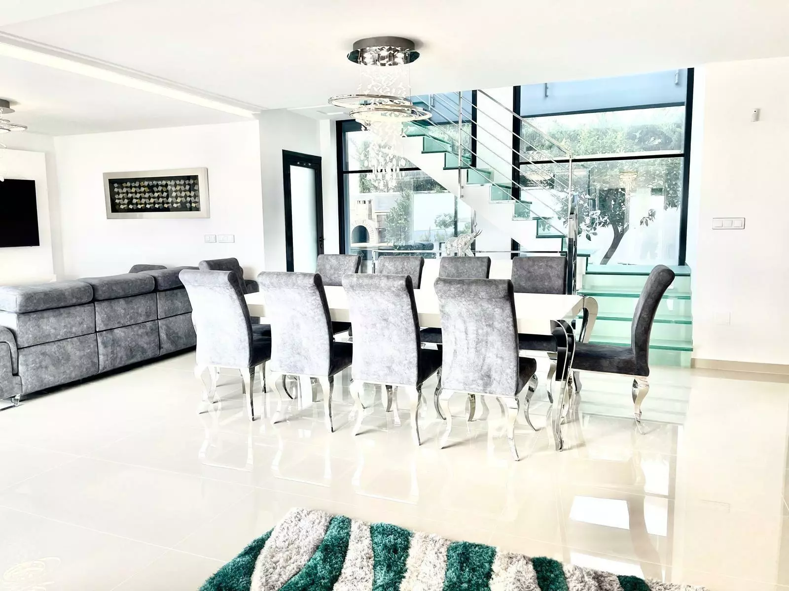 5-bedroom Villa In San Miguel De Salinas, Spain (316 M²)