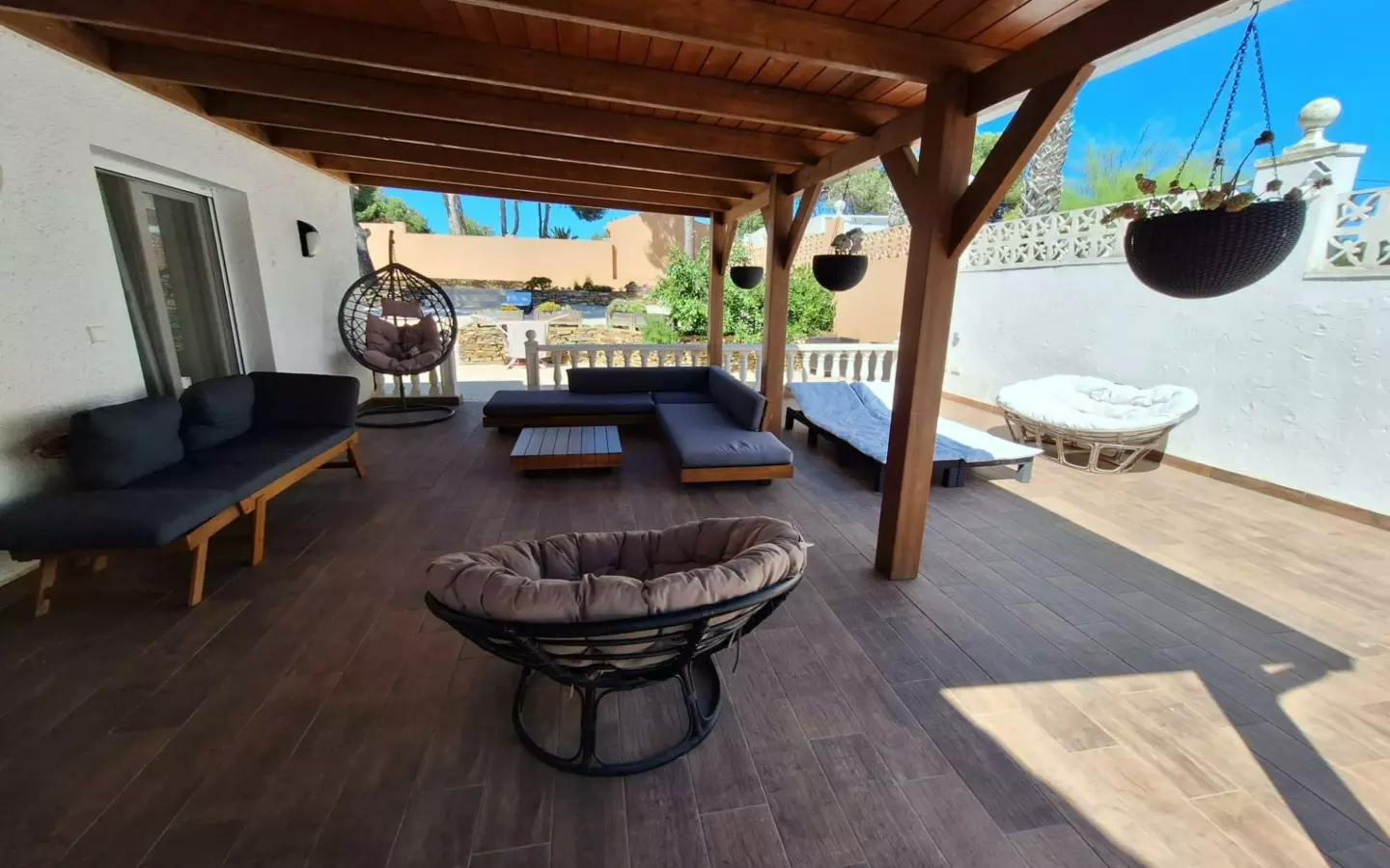 2-bedroom Villa In Pilar De La Horadada, Spain (168 M²)