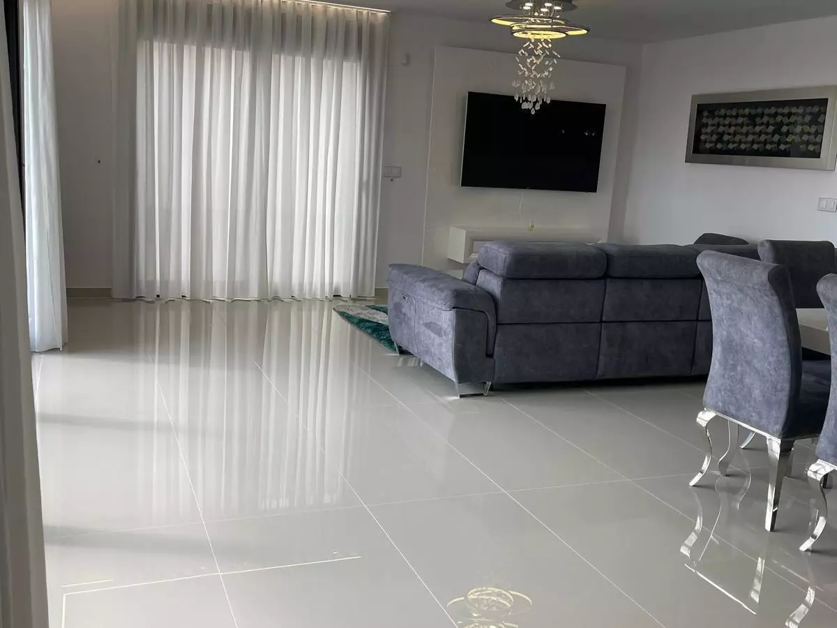 5-bedroom Villa In San Miguel De Salinas, Spain (316 M²)