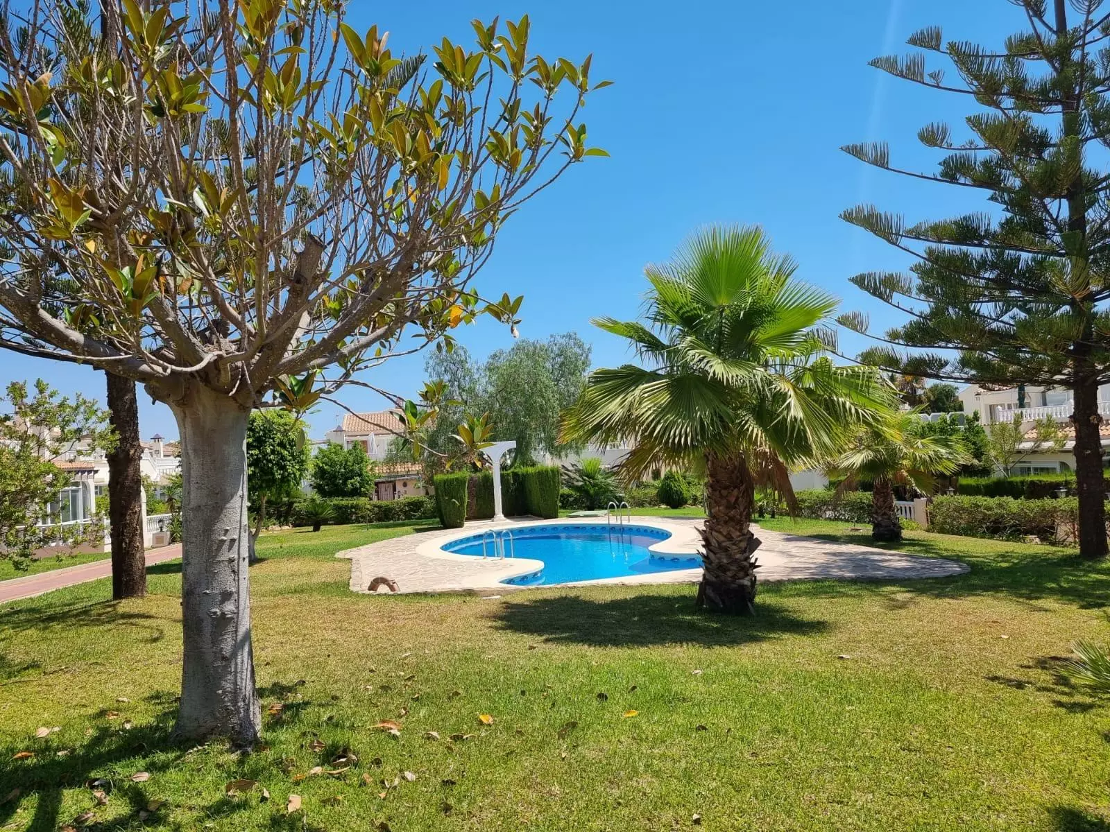 2-bedroom Apartment In Torrevieja, Spain (68 M²)