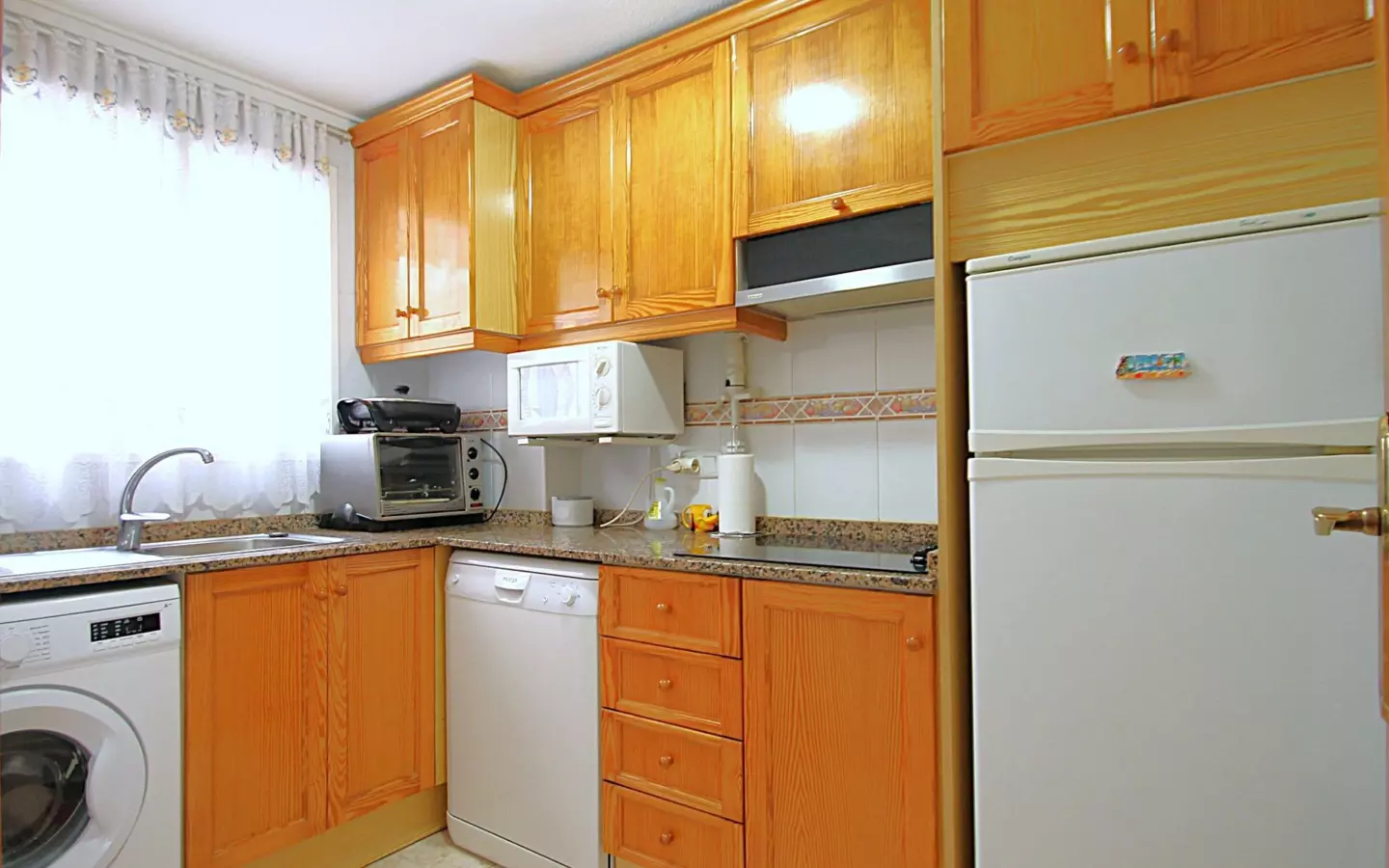 3-bedroom Apartment In Torrevieja, Spain (101 M²)