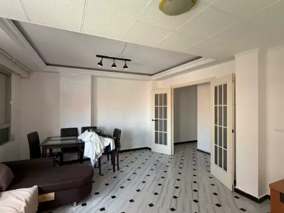 3-bedroom Apartment In Torrevieja, Spain (87 M²)