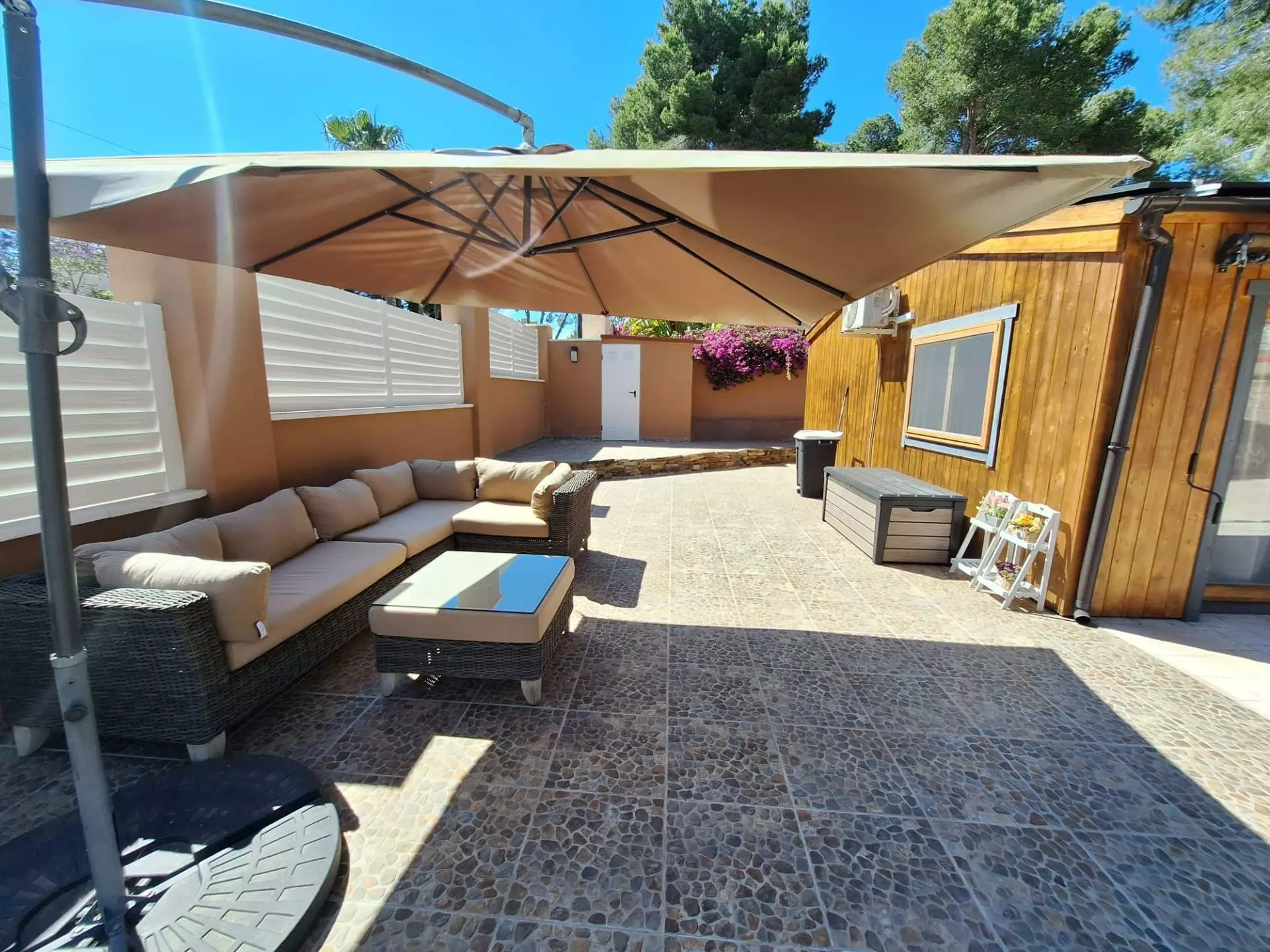 2-bedroom Villa In Pilar De La Horadada, Spain (168 M²)