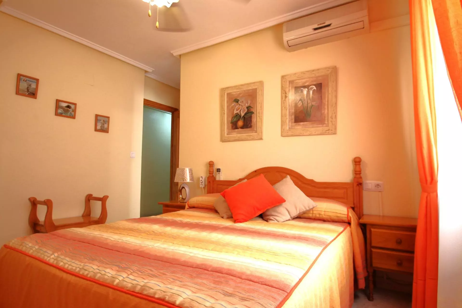 3-bedroom Apartment In Torrevieja, Spain (101 M²)