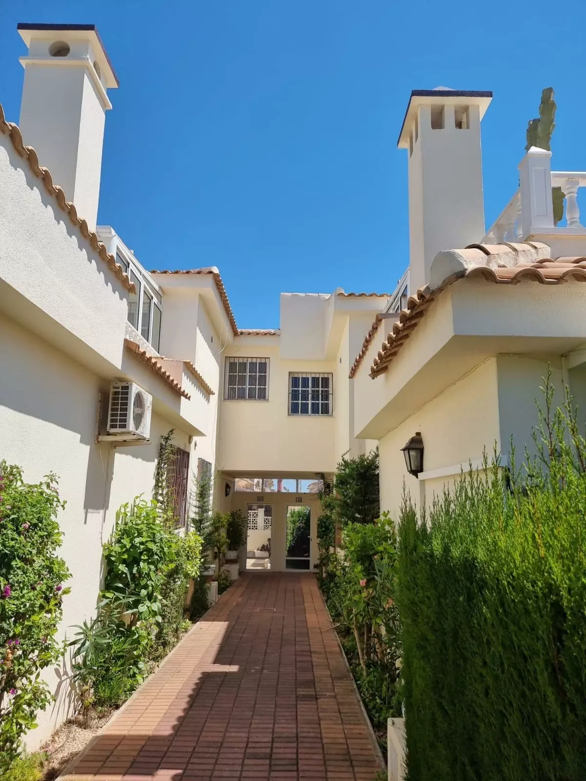 2-bedroom Apartment In Torrevieja, Spain (68 M²)