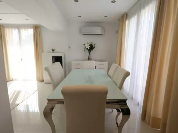 4-bedroom Villa In Cabo Roig, Spain (222 M²)