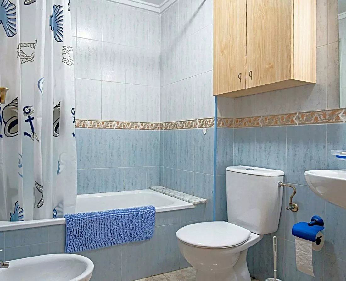 3-bedroom Apartment In Torrevieja, Spain (101 M²)