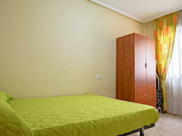 3-bedroom Apartment In Torrevieja, Spain (101 M²)