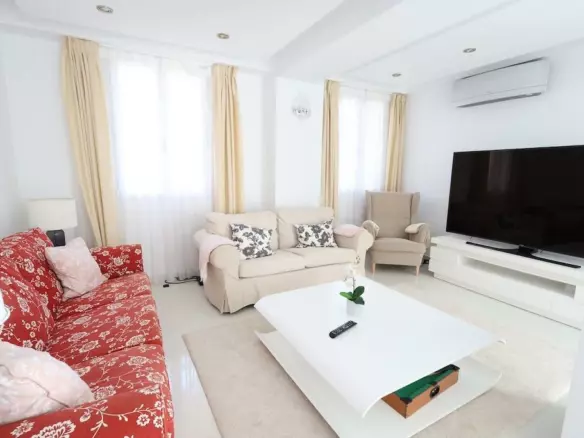 4-bedroom Villa In Cabo Roig, Spain (222 M²)
