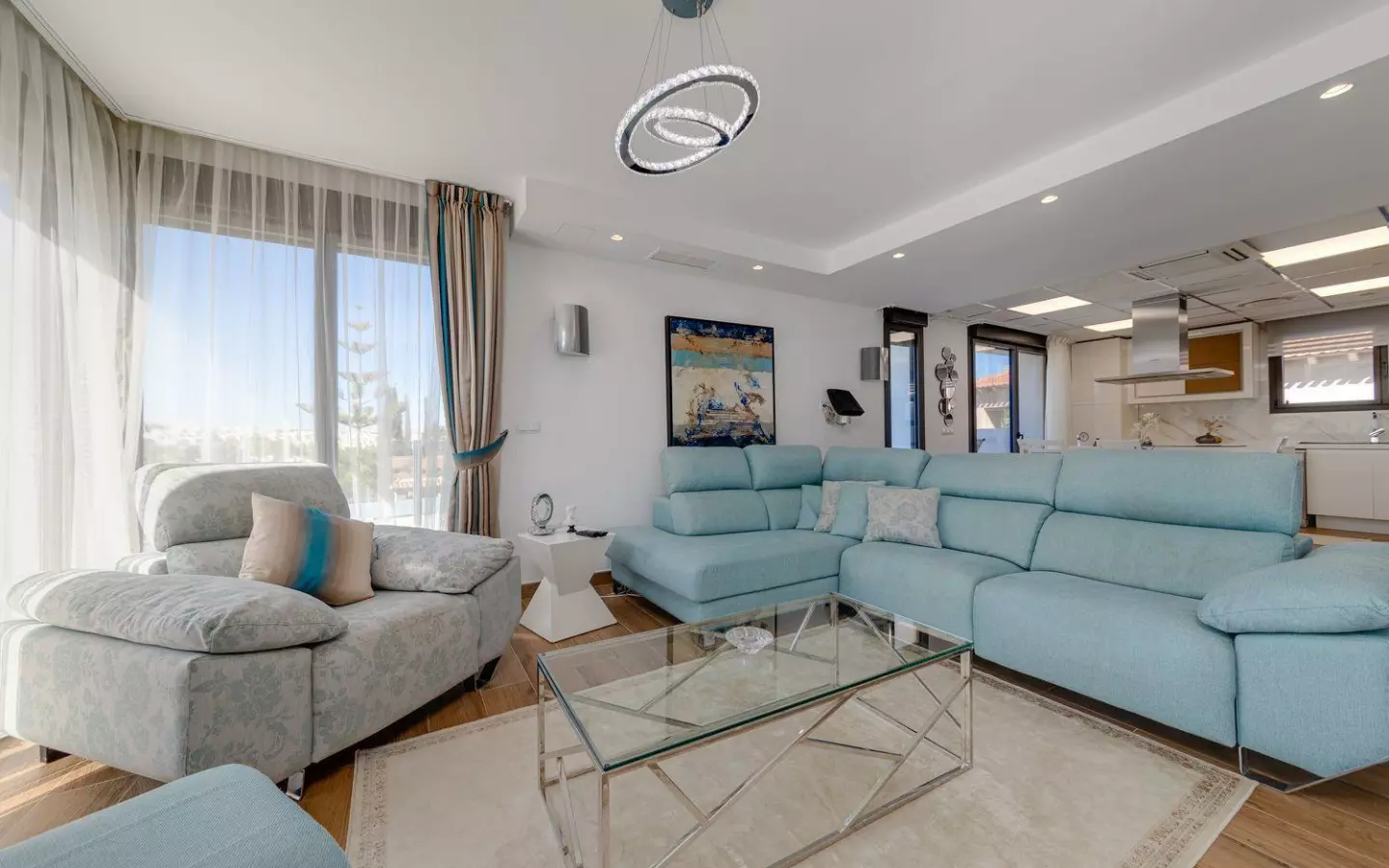 3-bedroom Villa In Torrevieja, Spain (461 M²)
