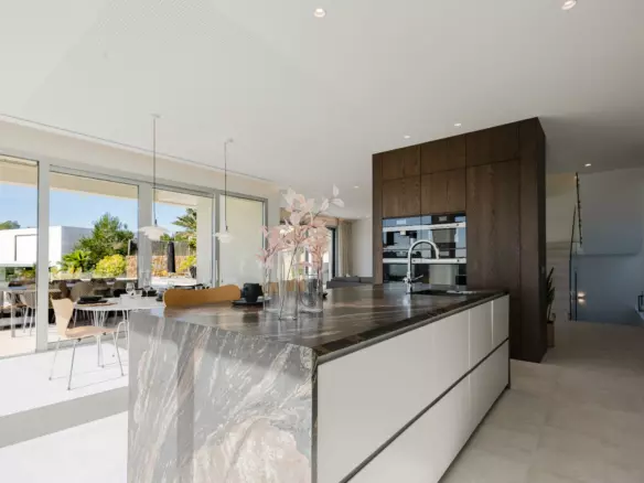 5-bedroom Villa In Orihuela Costa, Spain (546 M²)