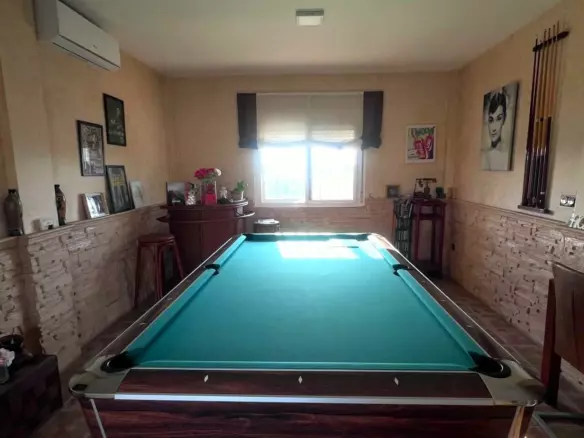 5-bedroom Villa In Orihuela, Spain (253 M²)