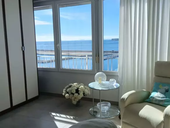 2-bedroom Apartment In Torrevieja, Spain (100 M²)