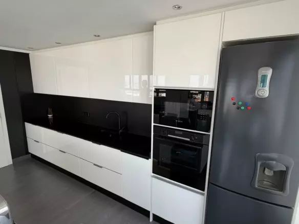 2-bedroom Apartment In Torrevieja, Spain (94 M²)