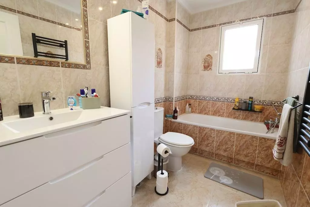 5-bedroom Villa In San Miguel De Salinas, Spain (208 M²)