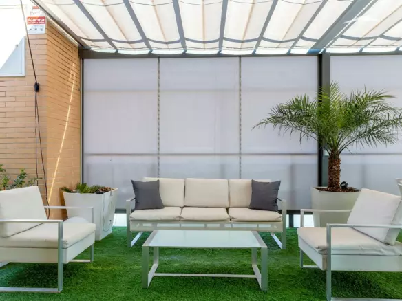 3-bedroom Penthouse In Alicante, Spain (165 M²)
