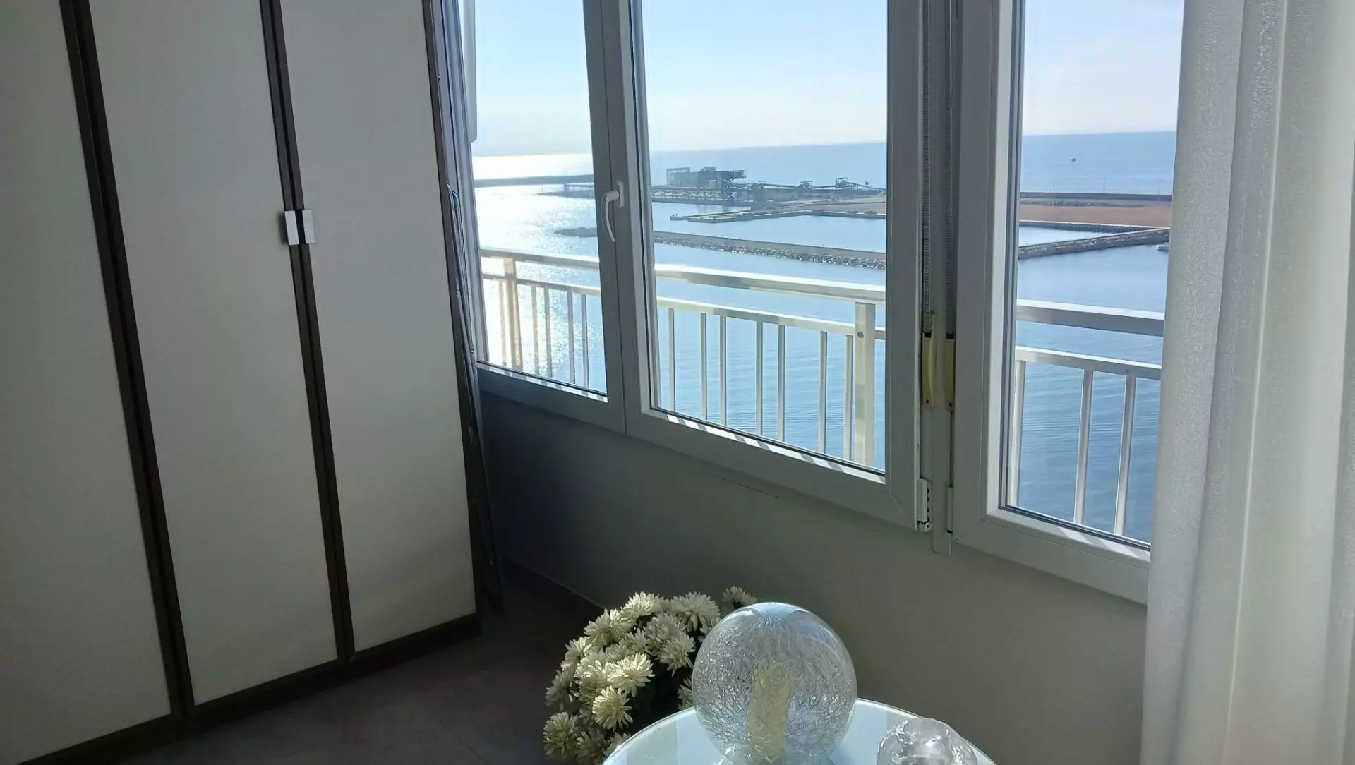 2-bedroom Apartment In Torrevieja, Spain (100 M²)
