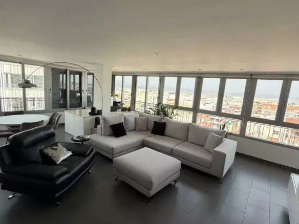 2-bedroom Apartment In Torrevieja, Spain (94 M²)
