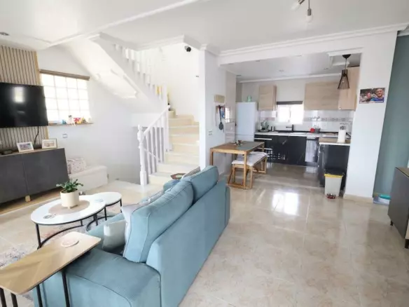 5-bedroom Villa In San Miguel De Salinas, Spain (208 M²)