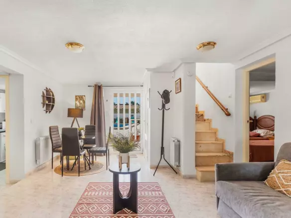4-bedroom Villa In Torrevieja, Spain (150 M²)