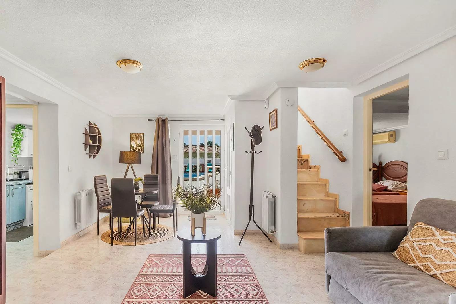 4-bedroom Villa In Torrevieja, Spain (150 M²)