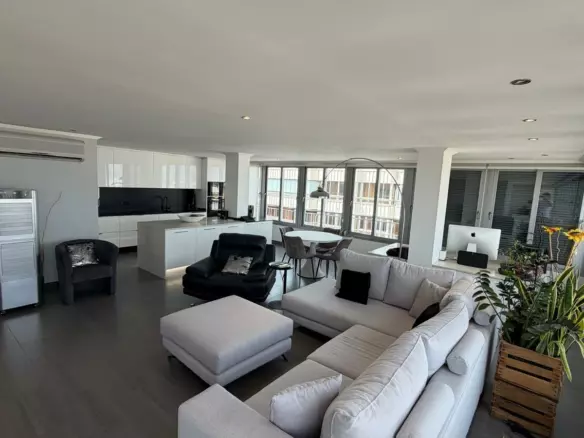 2-bedroom Apartment In Torrevieja, Spain (94 M²)