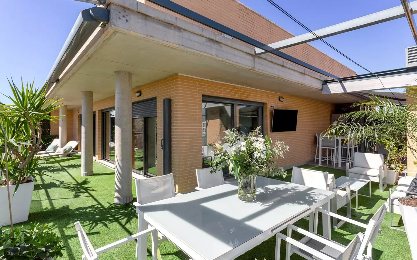 3-bedroom Penthouse In Alicante, Spain (165 M²)