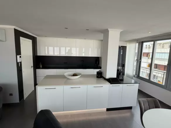 2-bedroom Apartment In Torrevieja, Spain (94 M²)