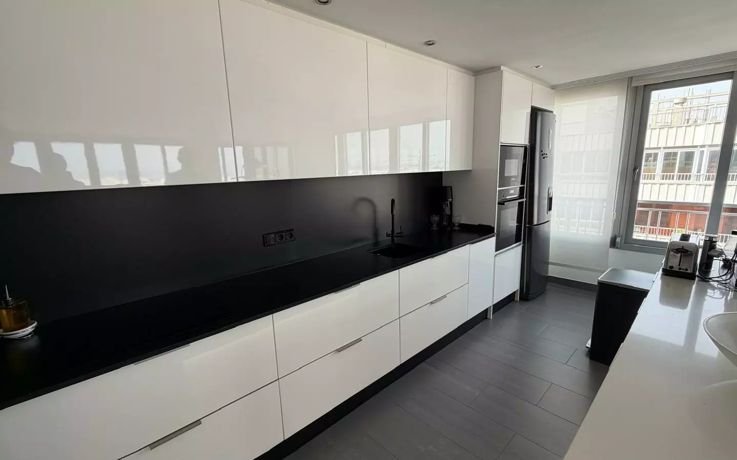 2-bedroom Apartment In Torrevieja, Spain (94 M²)