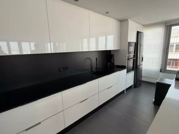 2-bedroom Apartment In Torrevieja, Spain (94 M²)