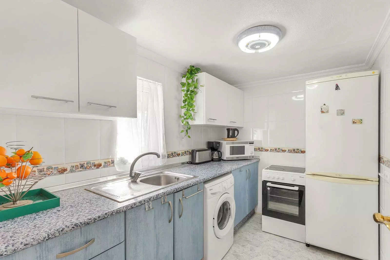 4-bedroom Villa In Torrevieja, Spain (150 M²)