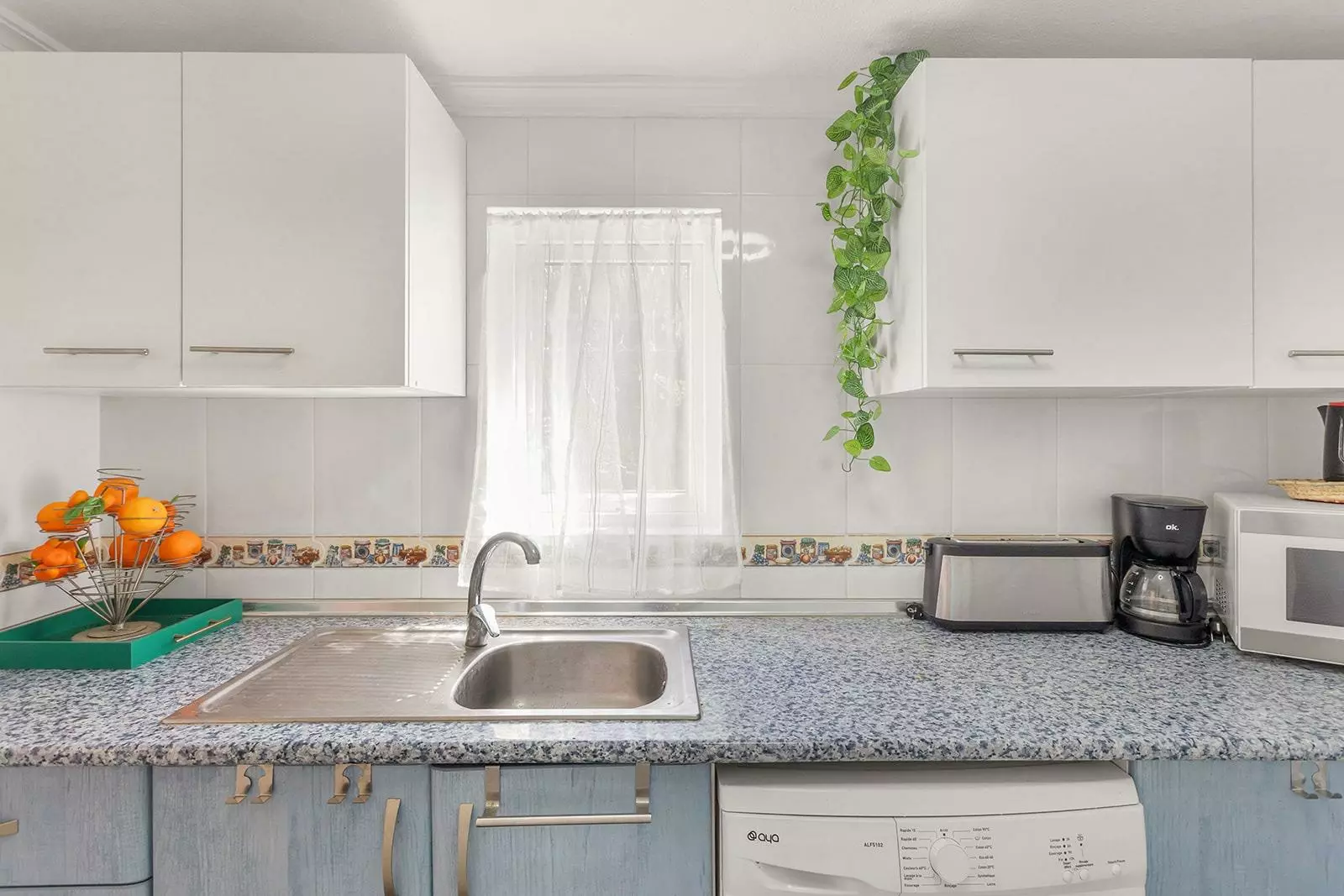 4-bedroom Villa In Torrevieja, Spain (150 M²)