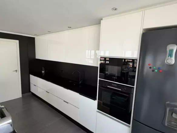 2-bedroom Apartment In Torrevieja, Spain (94 M²)