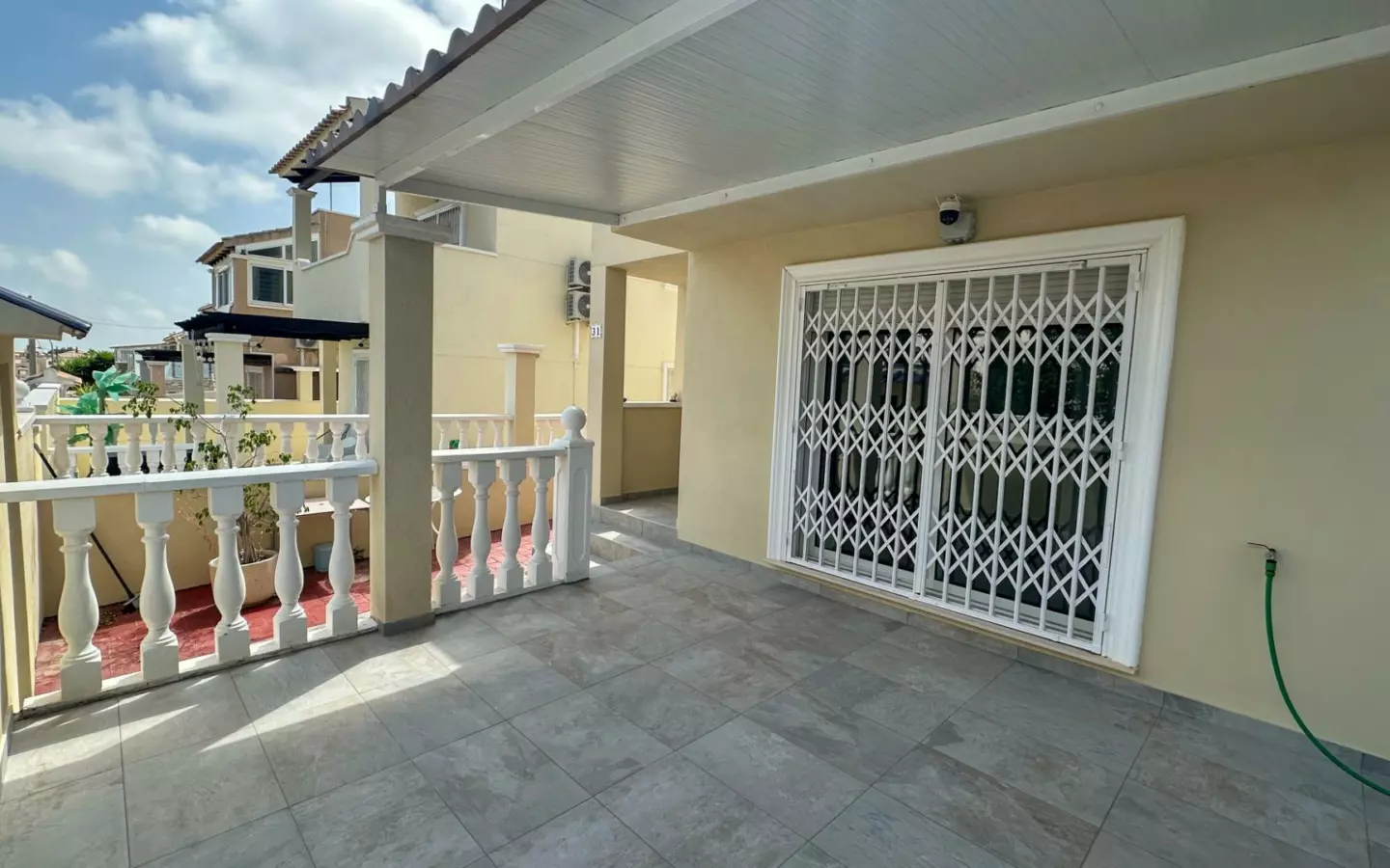 3-bedroom Town House In San Miguel De Salinas, Spain (130 M²)