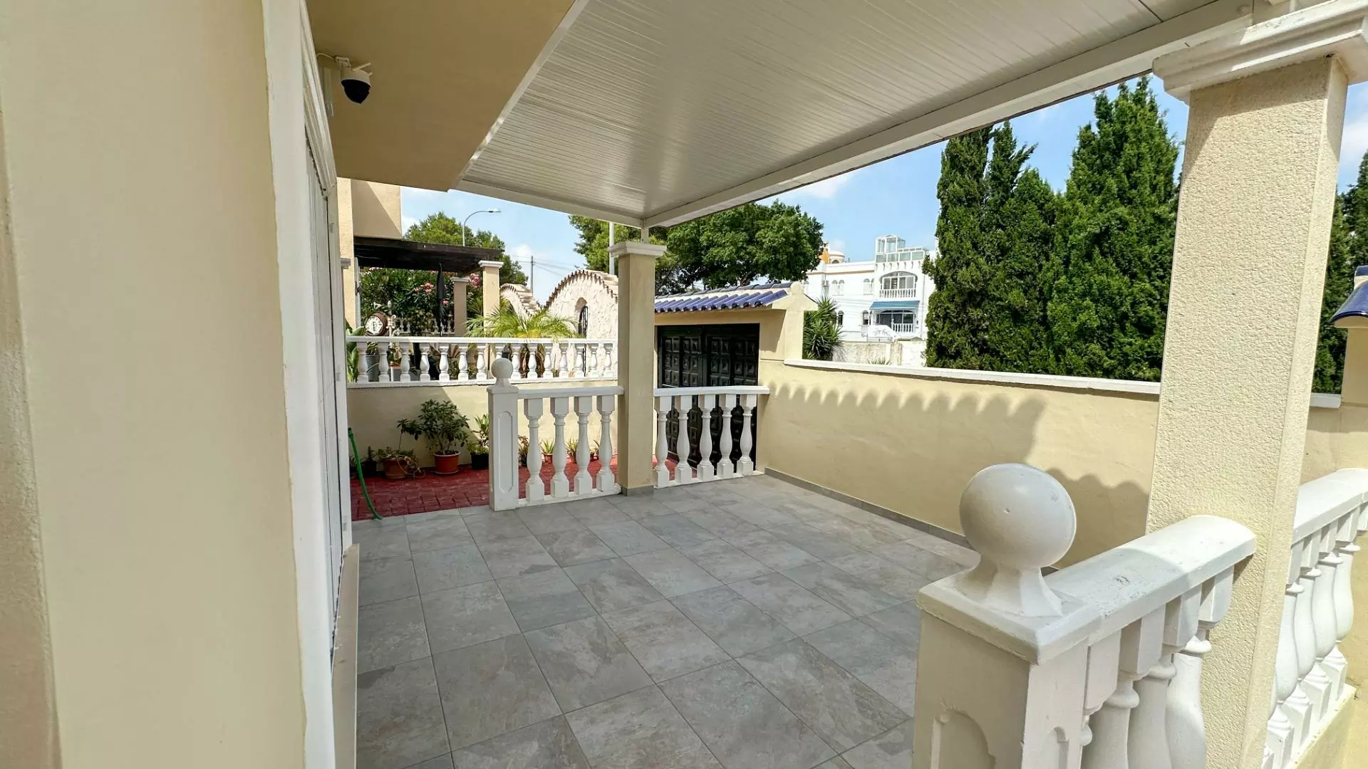3-bedroom Town House In San Miguel De Salinas, Spain (130 M²)