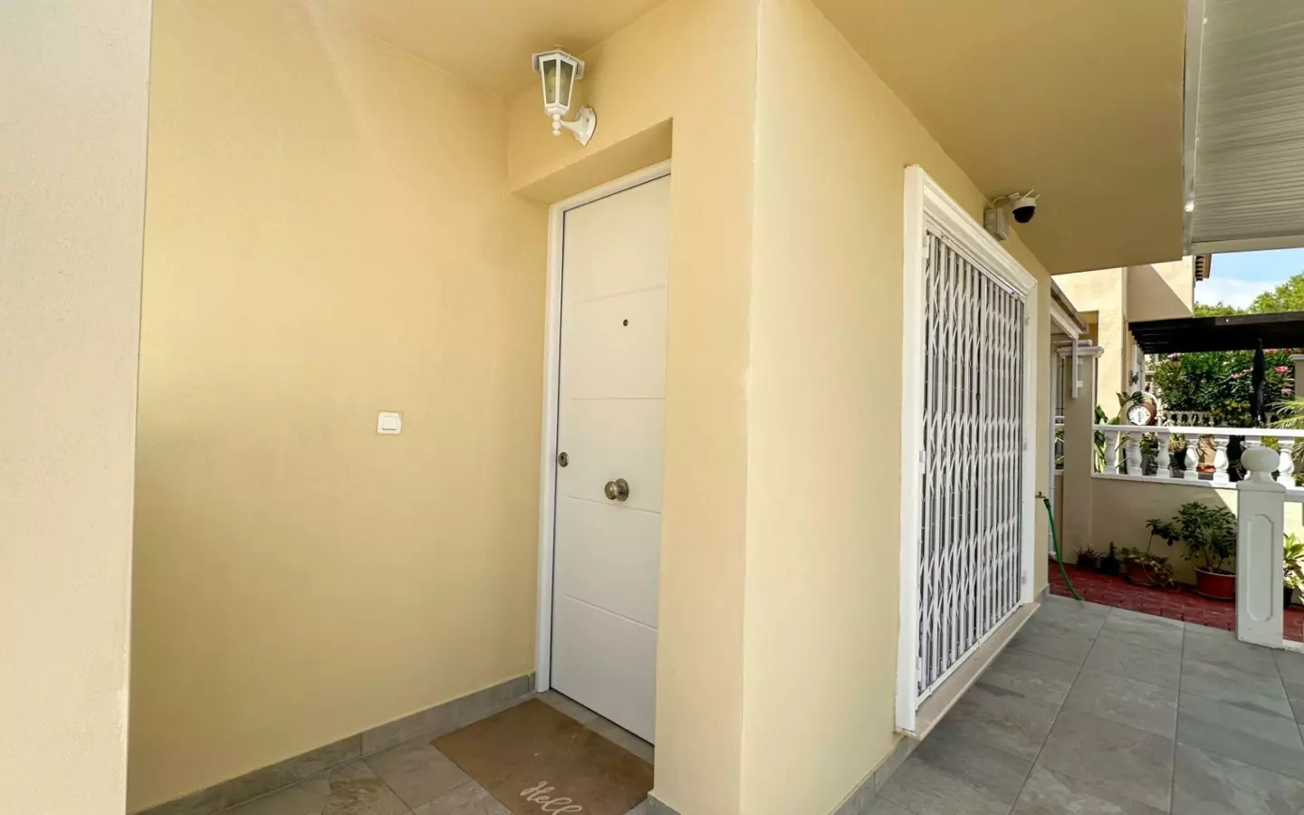 3-bedroom Town House In San Miguel De Salinas, Spain (130 M²)