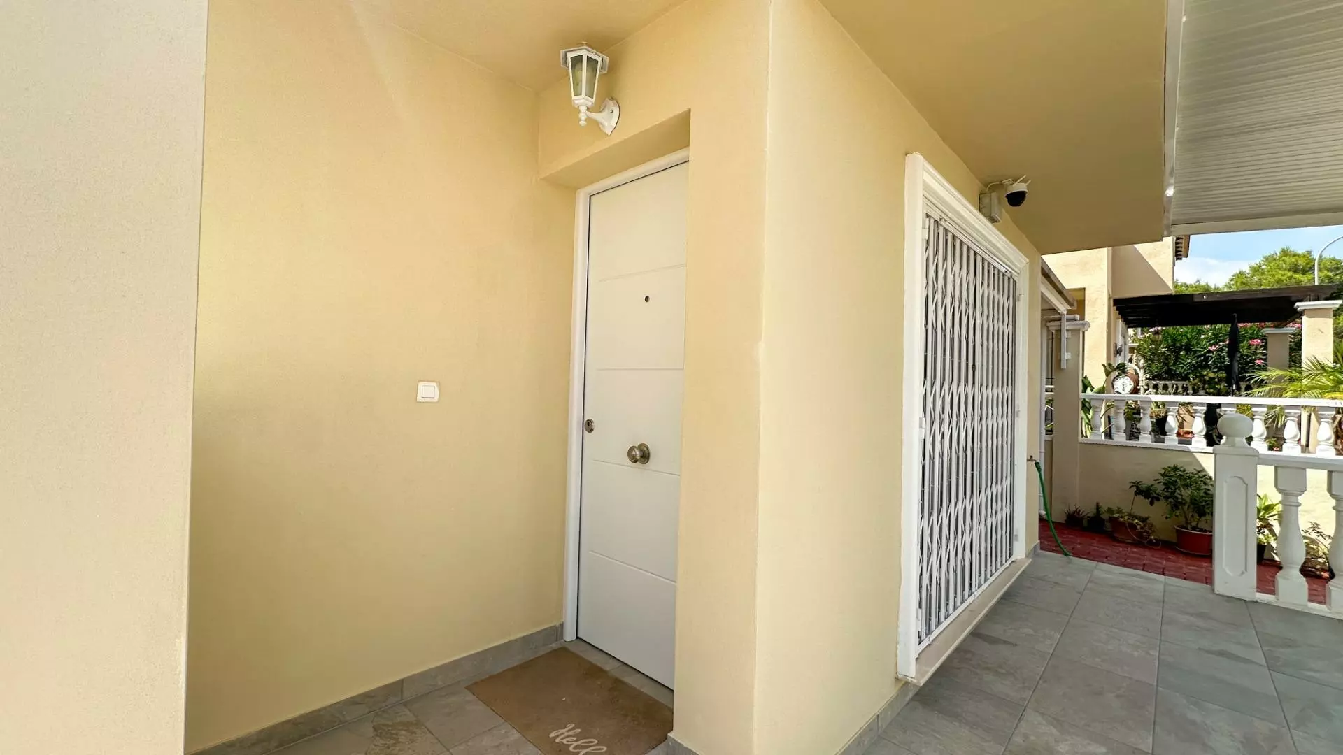 3-bedroom Town House In San Miguel De Salinas, Spain (130 M²)