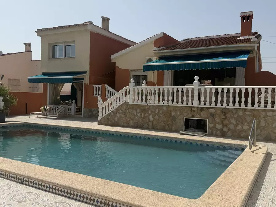 4-bedroom Villa In Ciudad Quesada, Spain (154 M²)