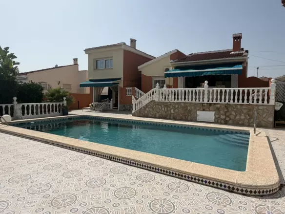 4-bedroom Villa In Ciudad Quesada, Spain (154 M²)