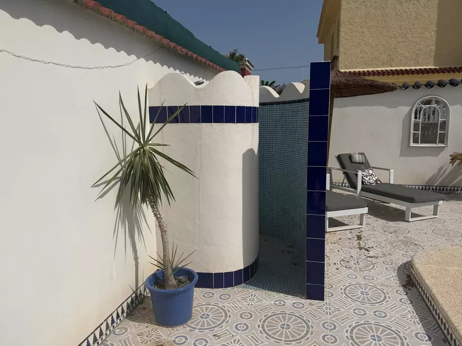4-bedroom Villa In Ciudad Quesada, Spain (154 M²)