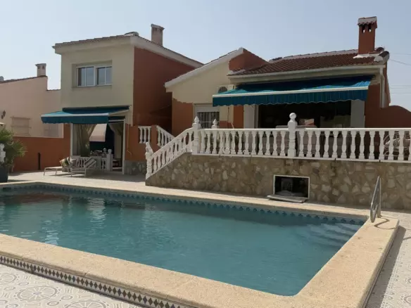 4-bedroom Villa In Ciudad Quesada, Spain (154 M²)