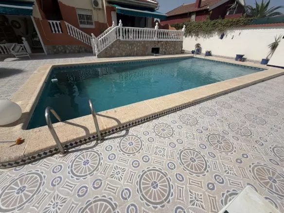4-bedroom Villa In Ciudad Quesada, Spain (154 M²)
