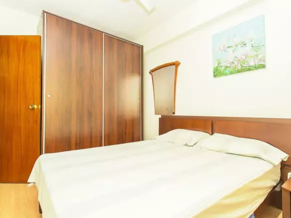 3-bedroom Apartment In Torrevieja, Spain (125 M²)