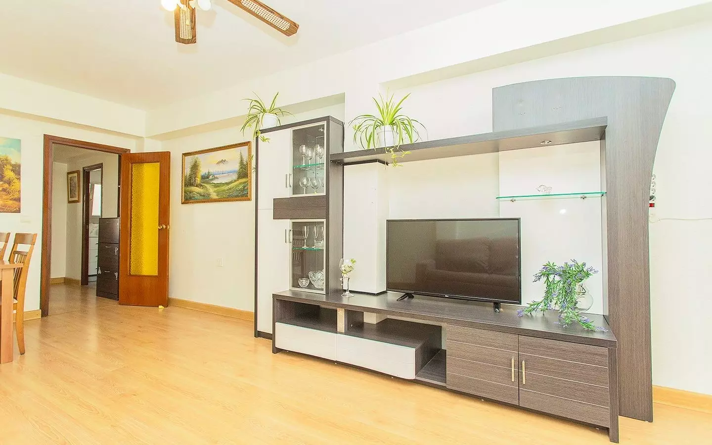 3-bedroom Apartment In Torrevieja, Spain (125 M²)