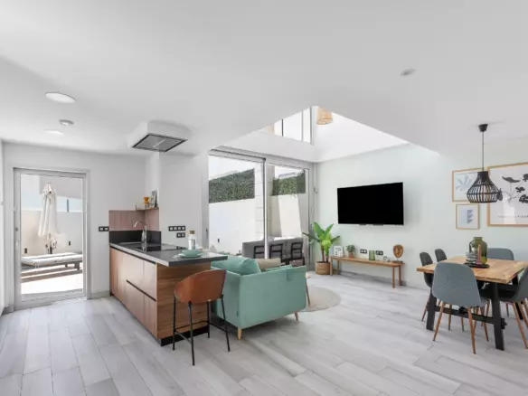 3-bedroom Villa In Orihuela Costa, Spain (149 M²)