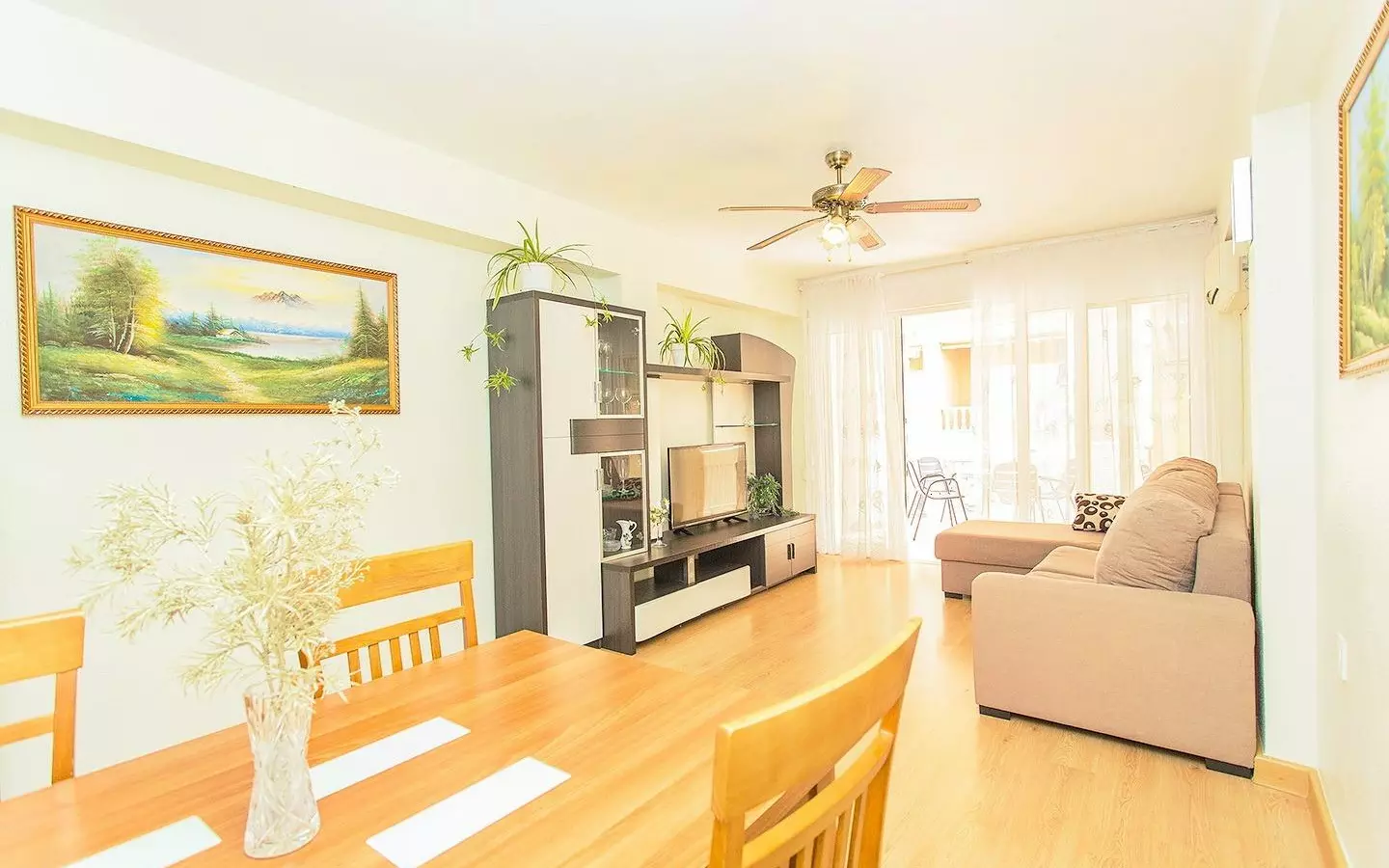 3-bedroom Apartment In Torrevieja, Spain (125 M²)